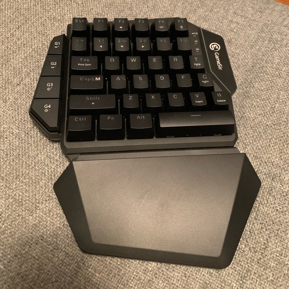 Bluetooth Mechanical Left Hand Half Computer Keyboard for Gaming Online Play